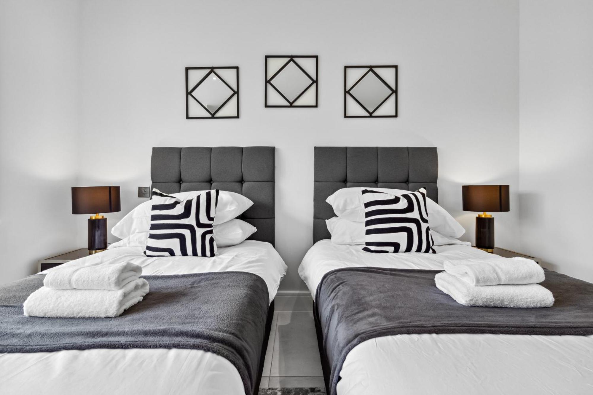 Long Stay- Friendly 5br, Near M1 & Airport Luton (Bedfordshire)